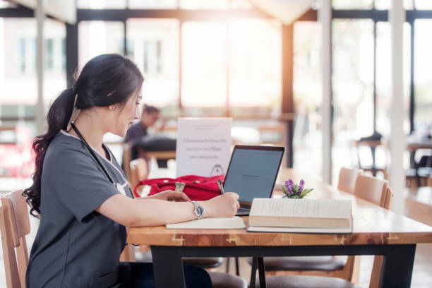 6 Best Laptops For Nursing Students in 2021