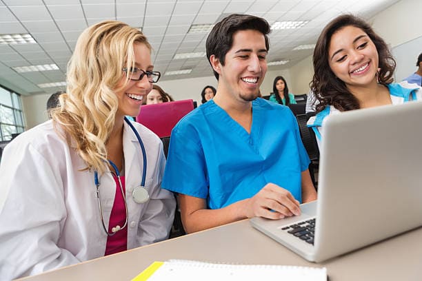 10 Best Dell Laptops For Medical Students In 2022